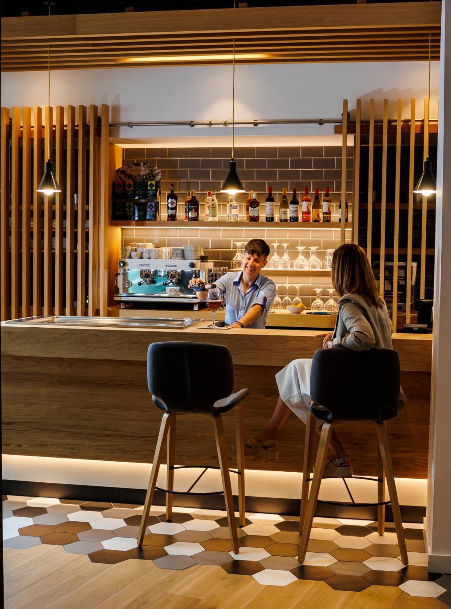 Holiday Inn Express Logrono Rioja By Ihg Экстерьер фото
