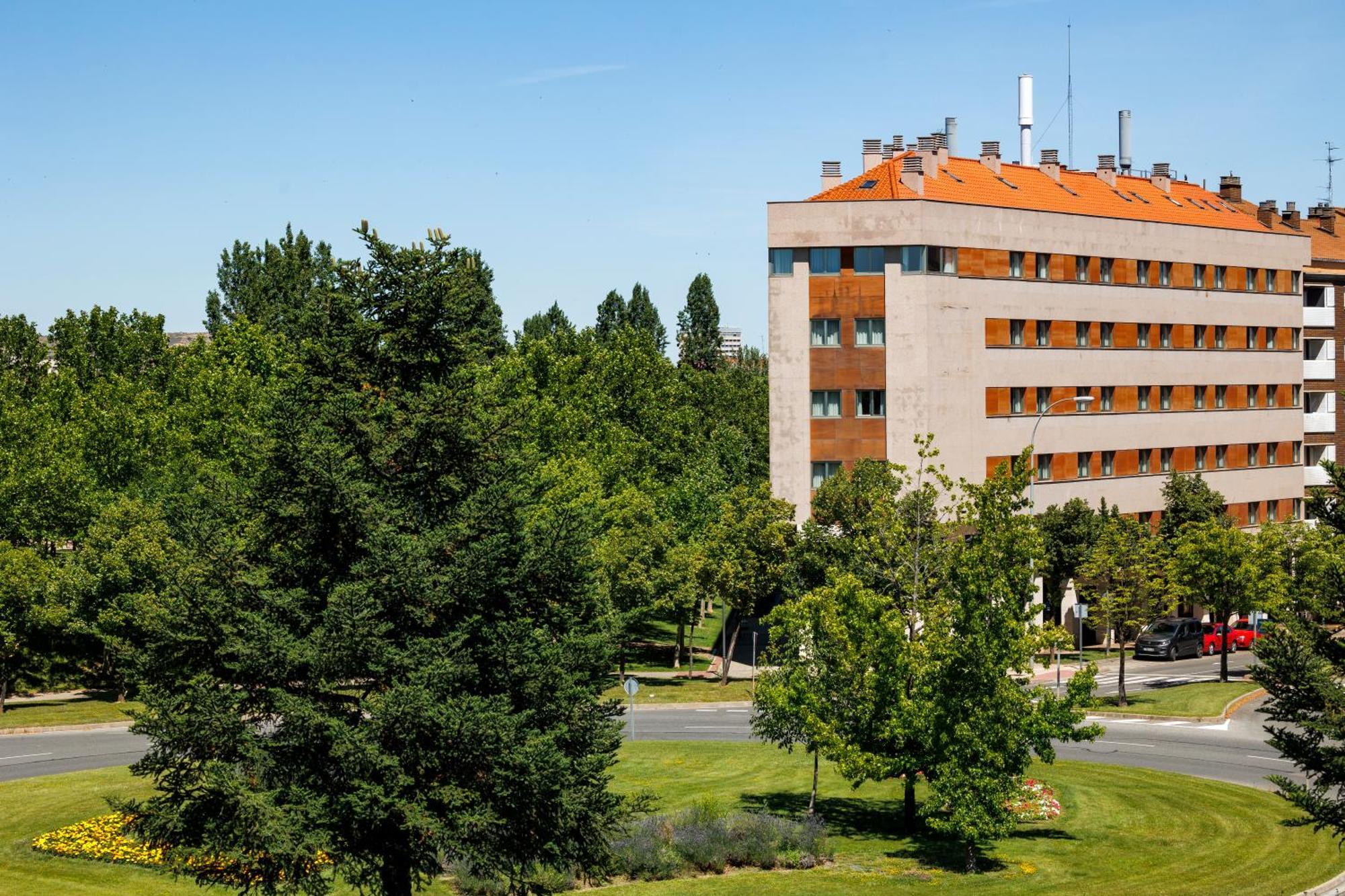 Holiday Inn Express Logrono Rioja By Ihg Экстерьер фото