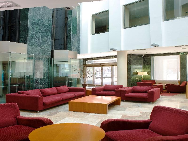 Holiday Inn Express Logrono Rioja By Ihg Экстерьер фото